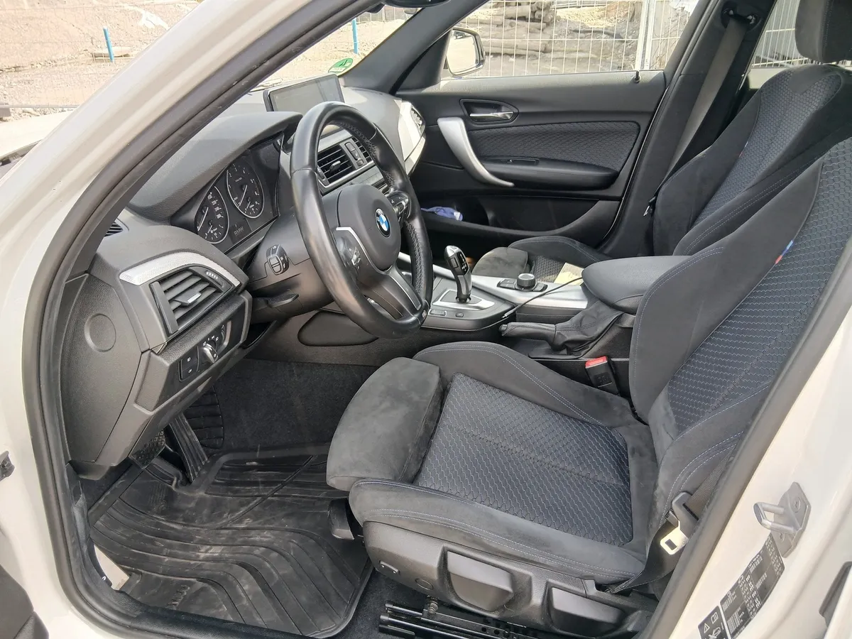 BMW 120d xDrive — zdjęcie 10