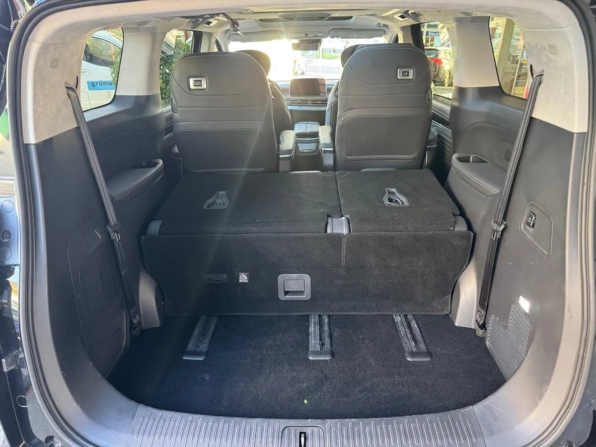 MAXUS MIFA 9 Premium 7Plätzer NP 79‘900 — zdjęcie 8