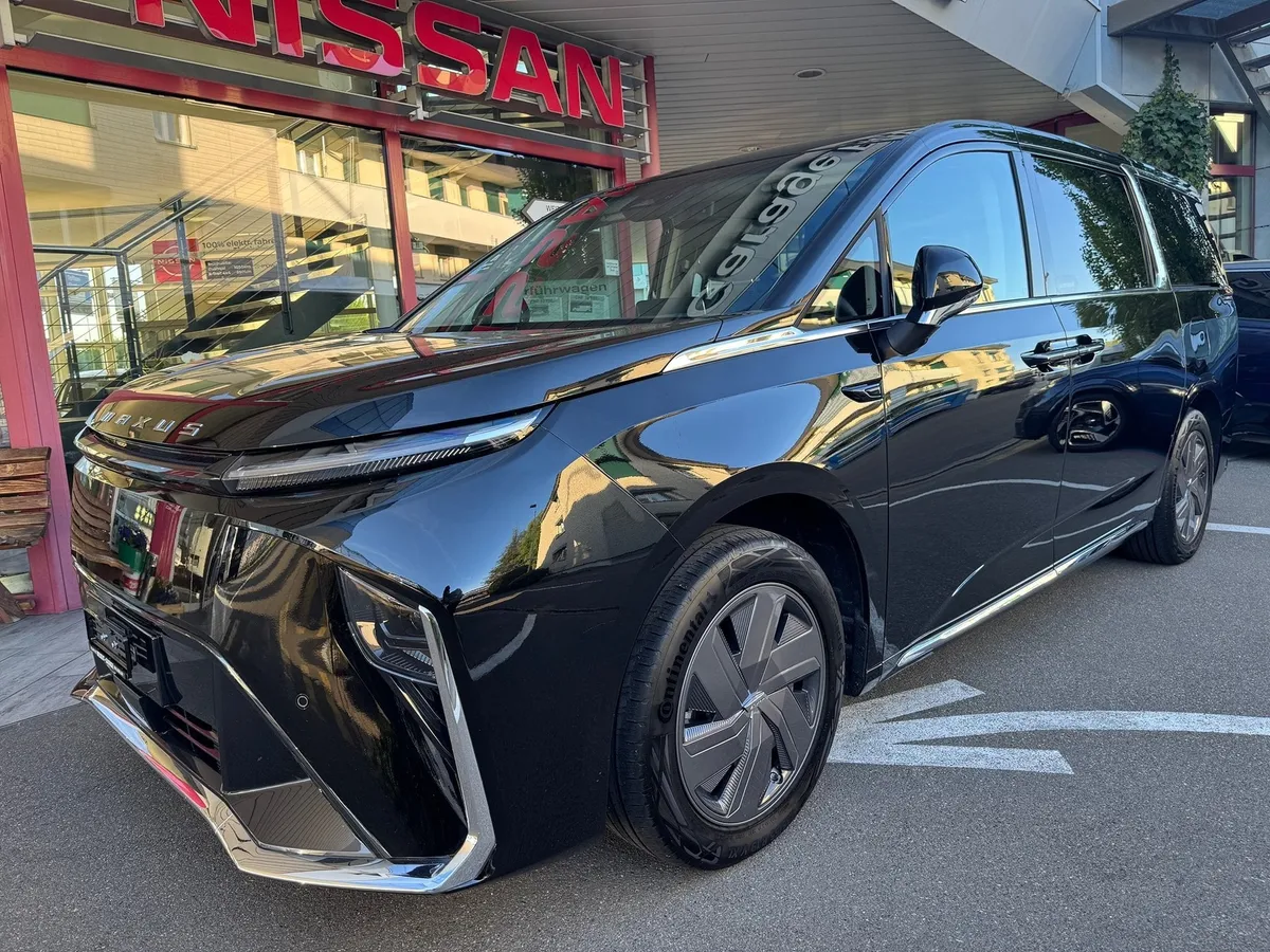 MAXUS MIFA 9 Premium 7Plätzer NP 79‘900 — zdjęcie 2