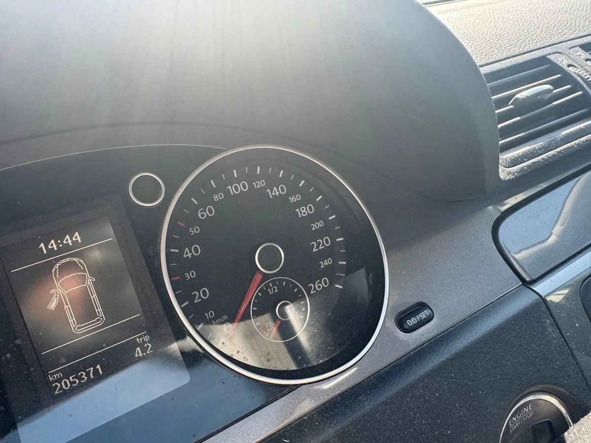 VW Passat V 1.6Bl.MT — zdjęcie 10