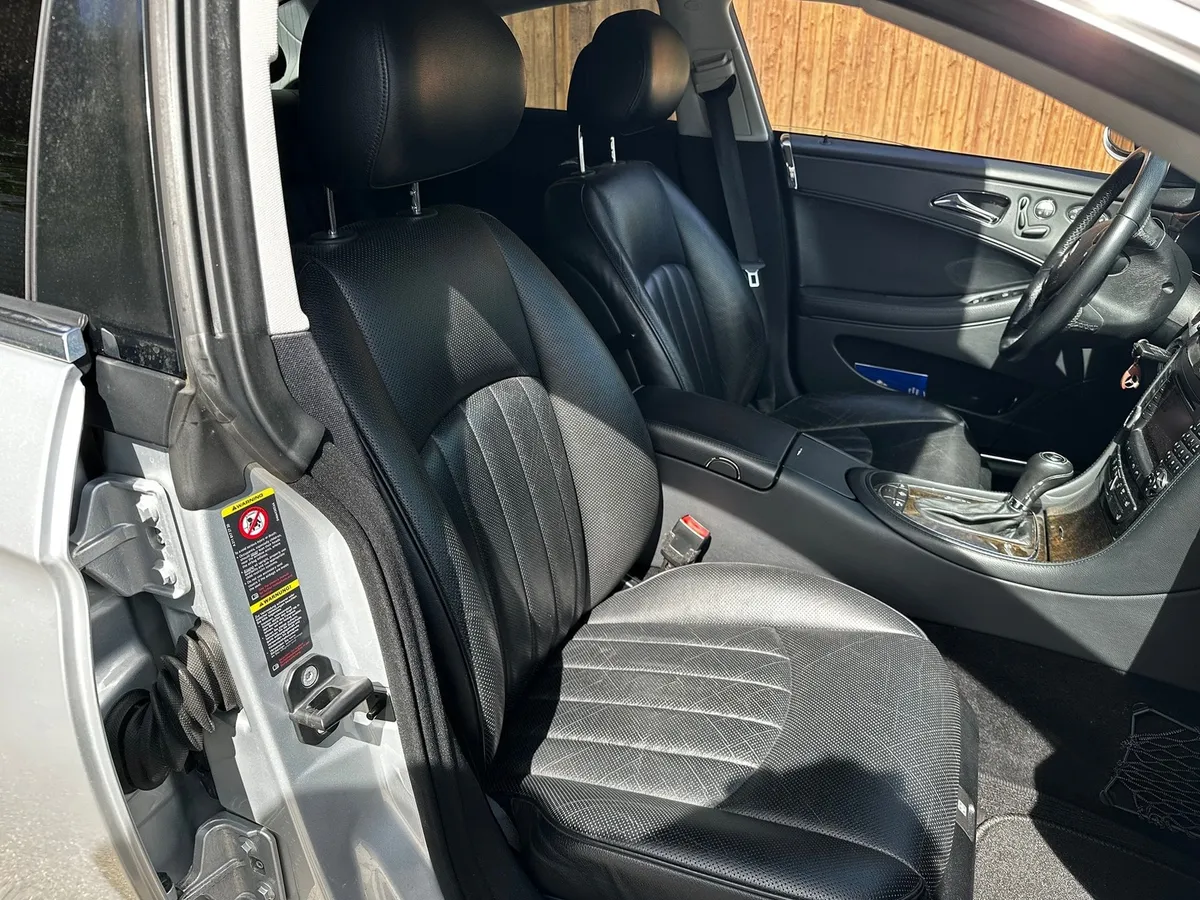 MERCEDES-BENZ CLS 350 — zdjęcie 15