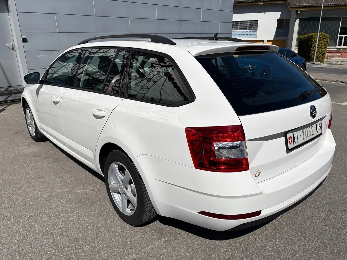 SKODA Octavia2.0TDI 4x4 — zdjęcie 10