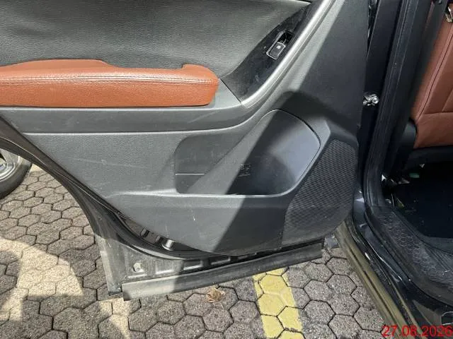 Subaru Forester Station 2.0 XT Sport, 240 PS — zdjęcie 12