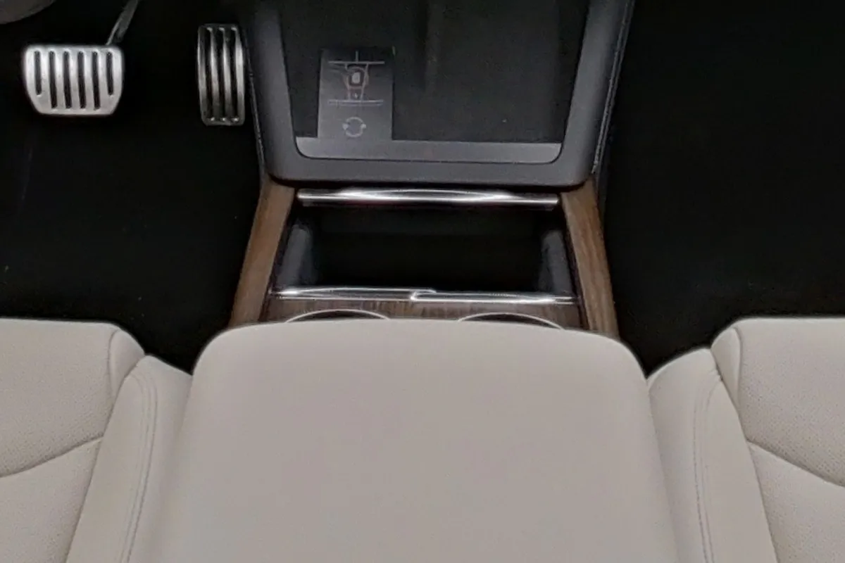TESLA Model S — zdjęcie 10