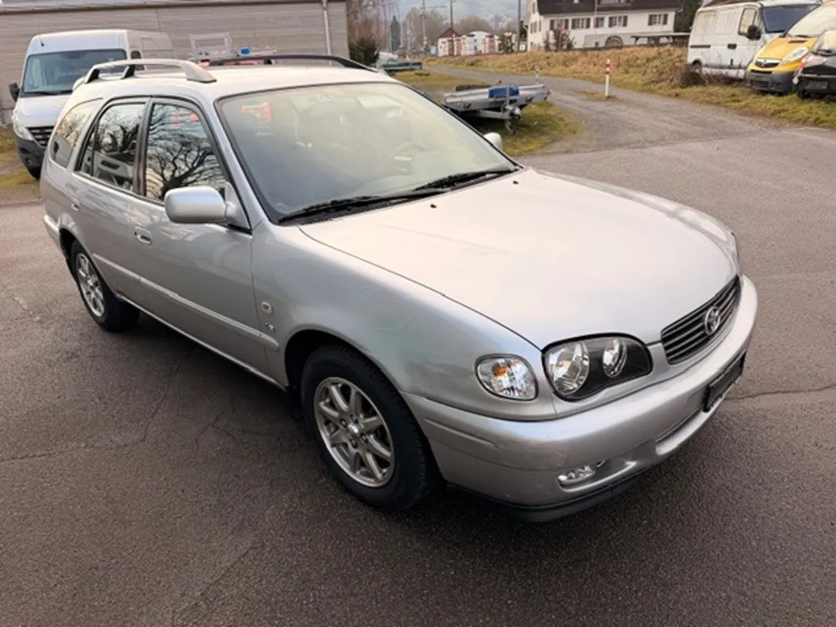 TOYOTA Corolla 1600 WG — zdjęcie 3