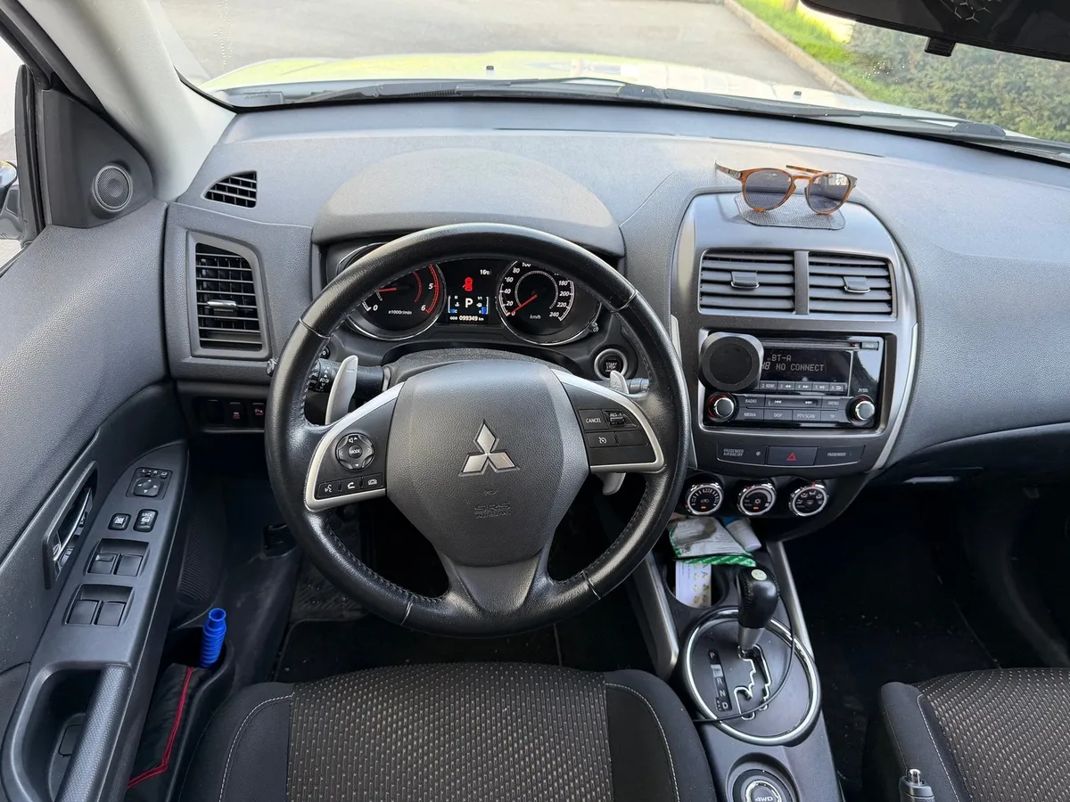 MITSUBISHI ASX 2.2 DiD — zdjęcie 14