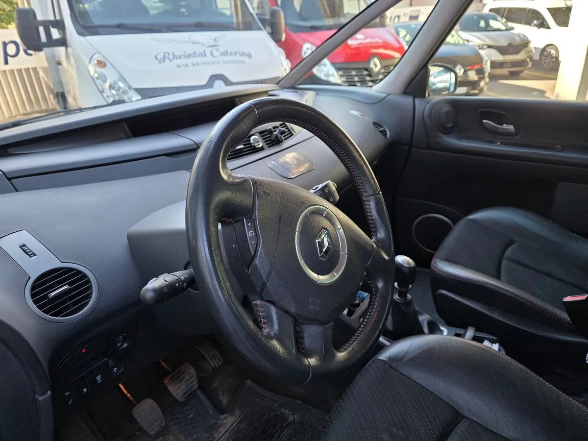 RENAULT Espace 2.0 T — zdjęcie 11