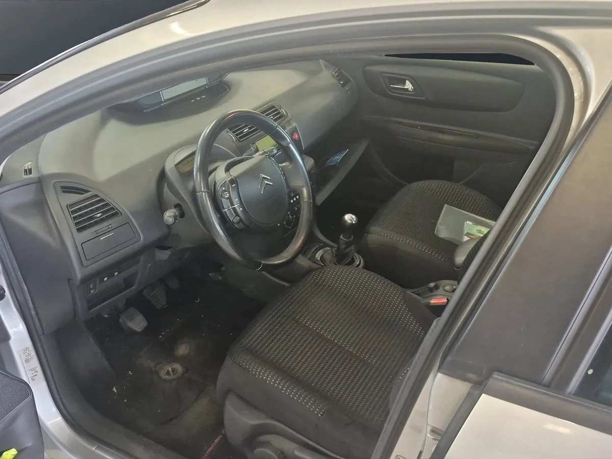 CITROEN C4 1.6-16V HDi (MFK 01.2025) — zdjęcie 9