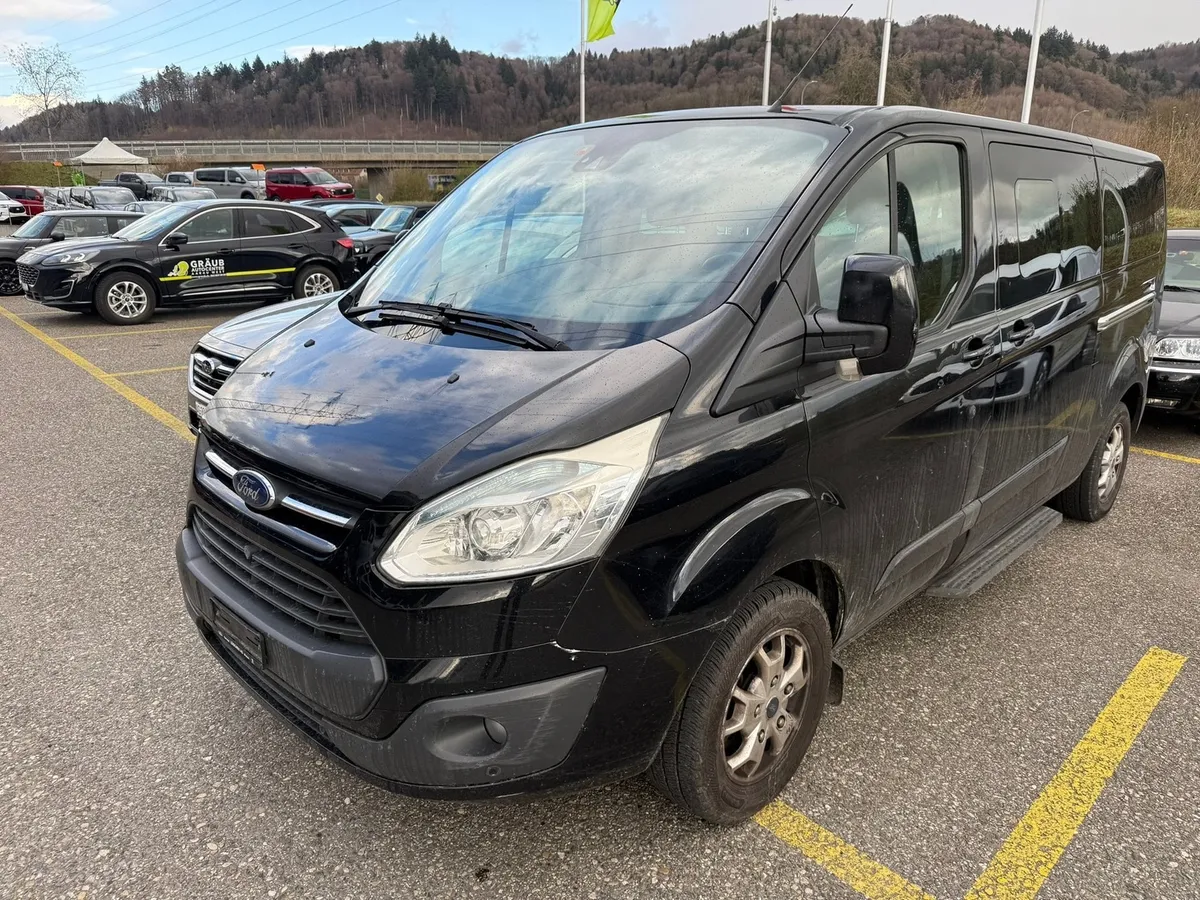 FORD Tourneo Custom — zdjęcie 2