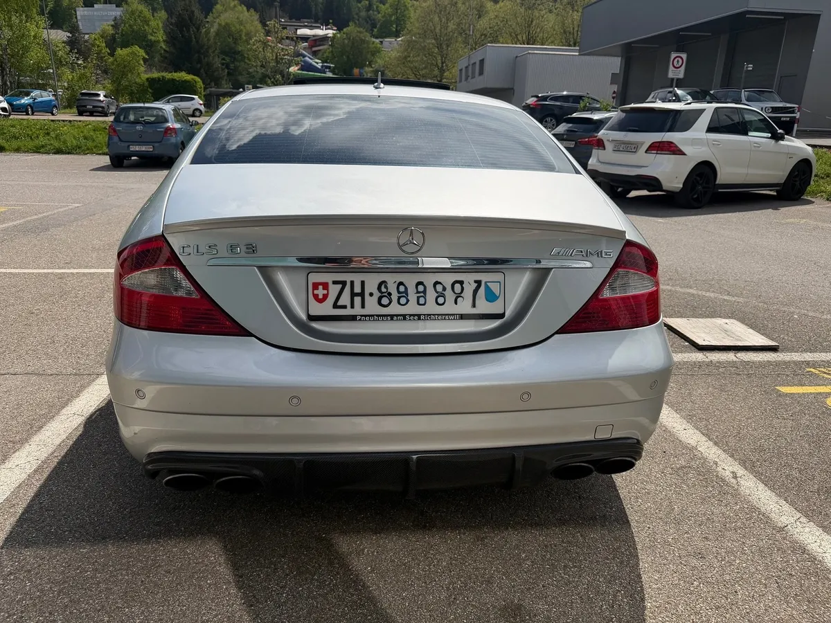 MERCEDES-BENZ CLS 63 AMG — zdjęcie 7