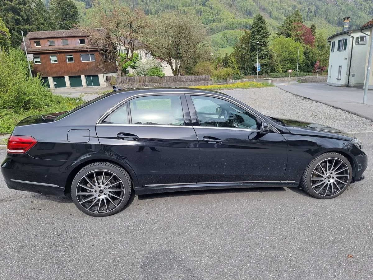 MERCEDES-BENZ E250CDI4m EC — zdjęcie 2