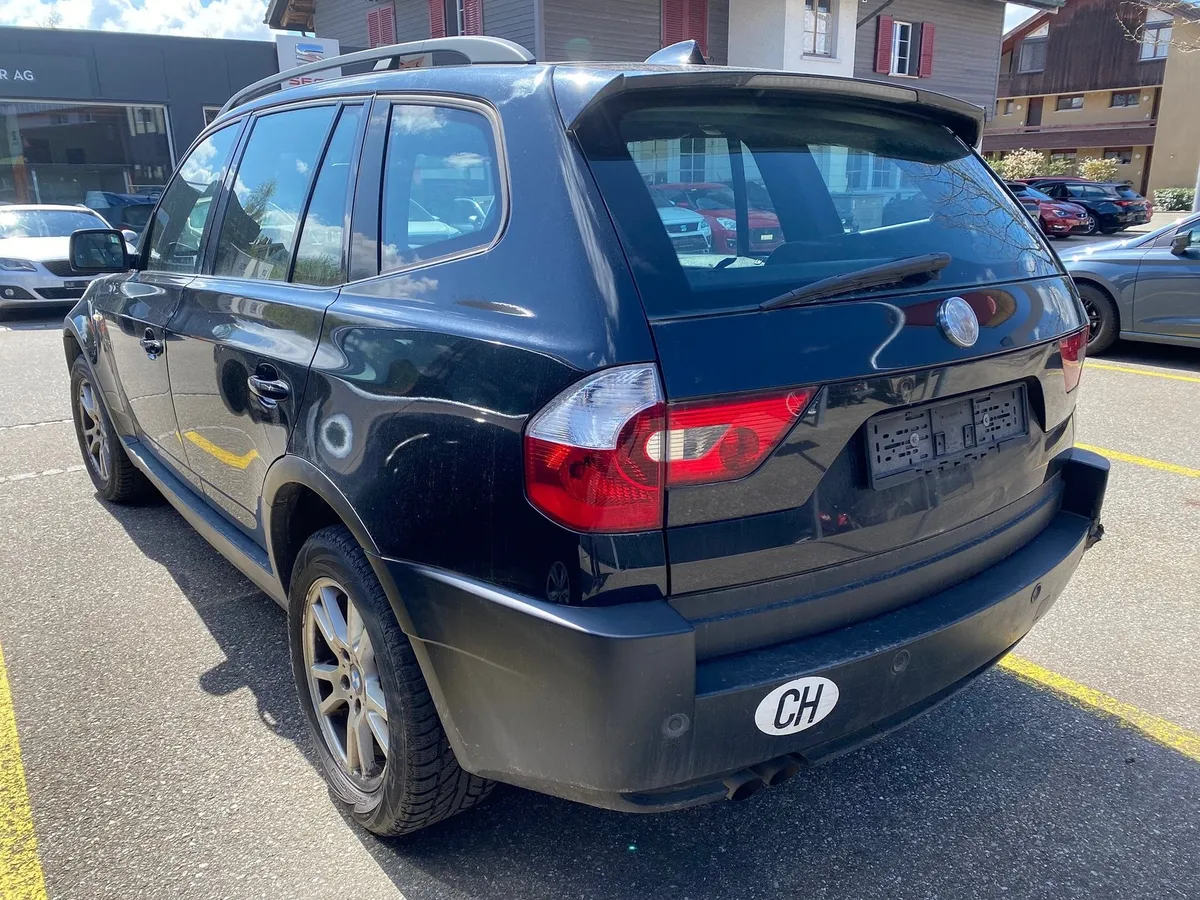 BMW X3 3.0i — zdjęcie 7