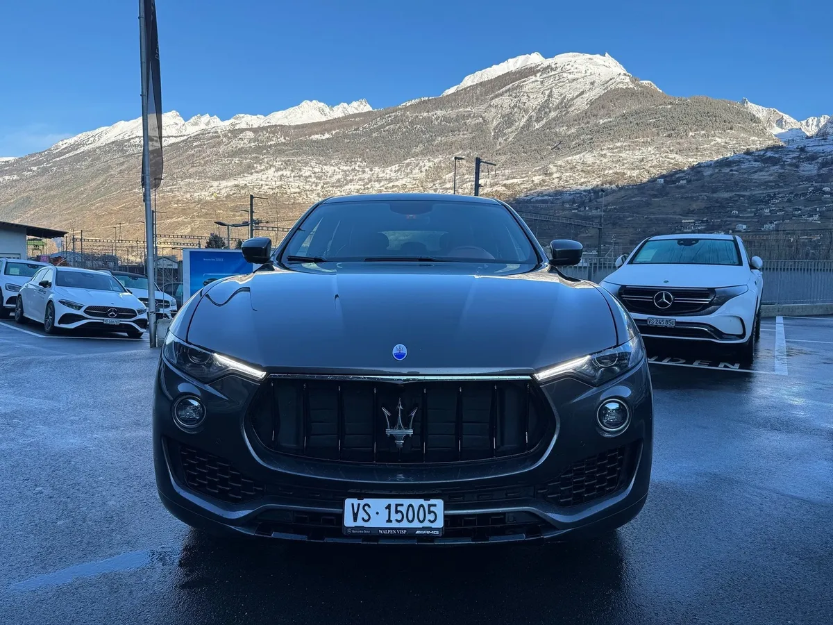 MASERATI Levante S — zdjęcie 3
