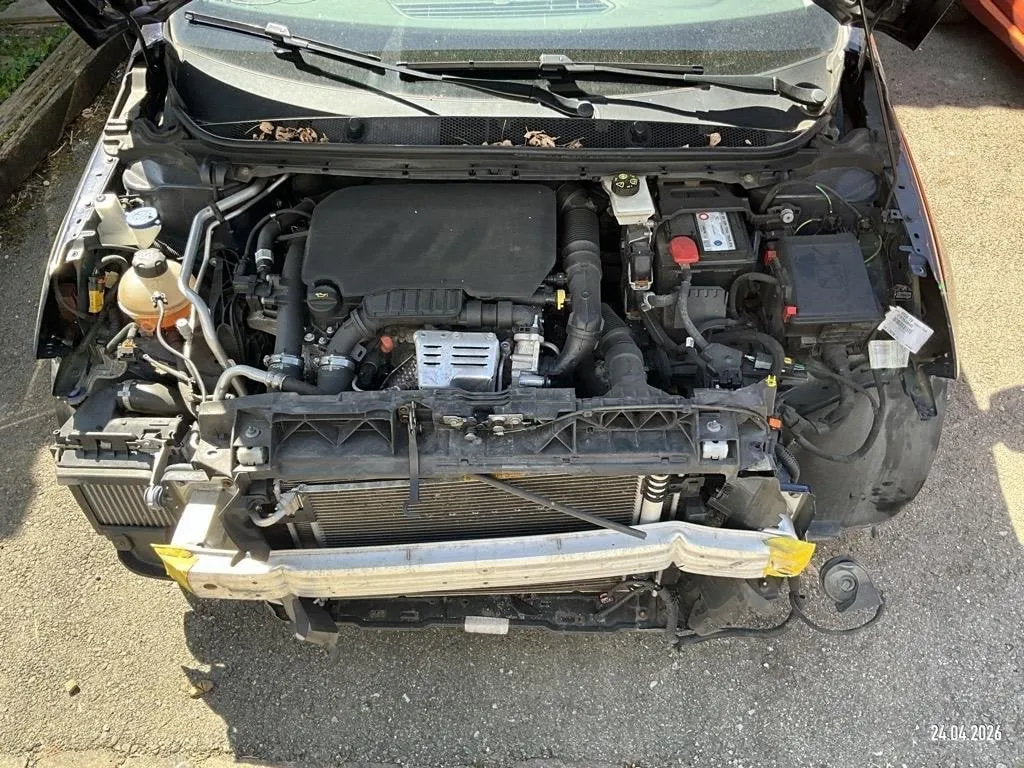 Peugeot  308 II  PureTech Turbo 1.2, 131 HP — zdjęcie 15