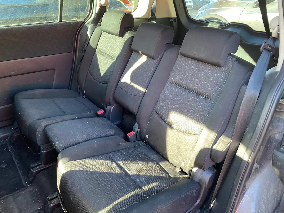 MAZDA 5 2.0 — zdjęcie 14