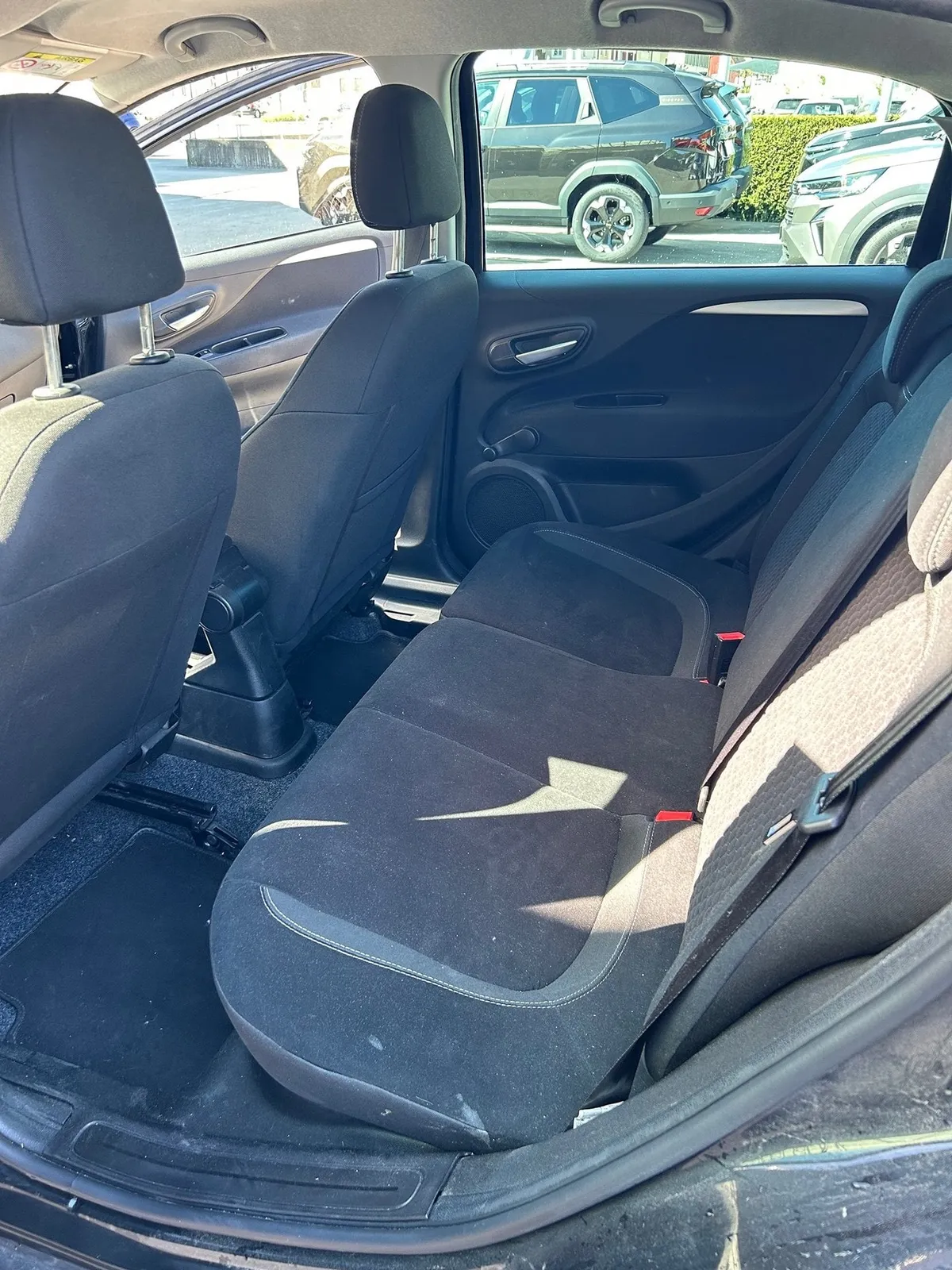 FIAT Punto 1.2 8V — zdjęcie 13