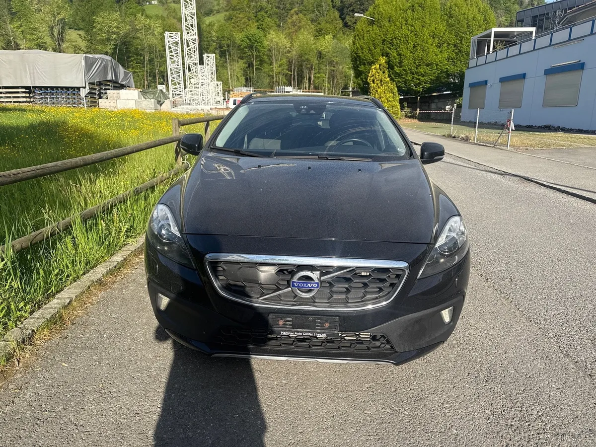 VOLVO V40 CC T4 AWD — zdjęcie 7
