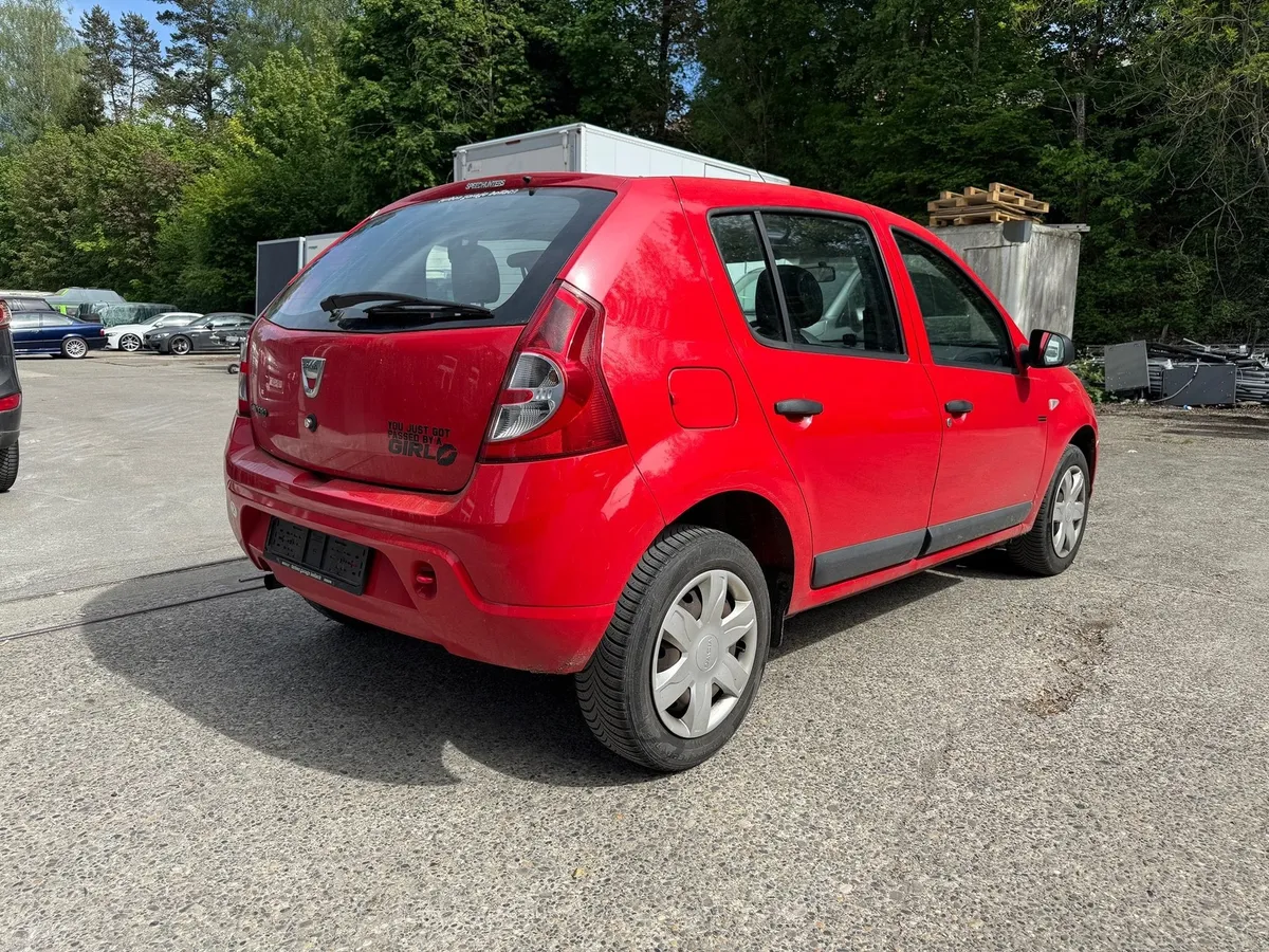 DACIA Sandero 1.2 75 — zdjęcie 4
