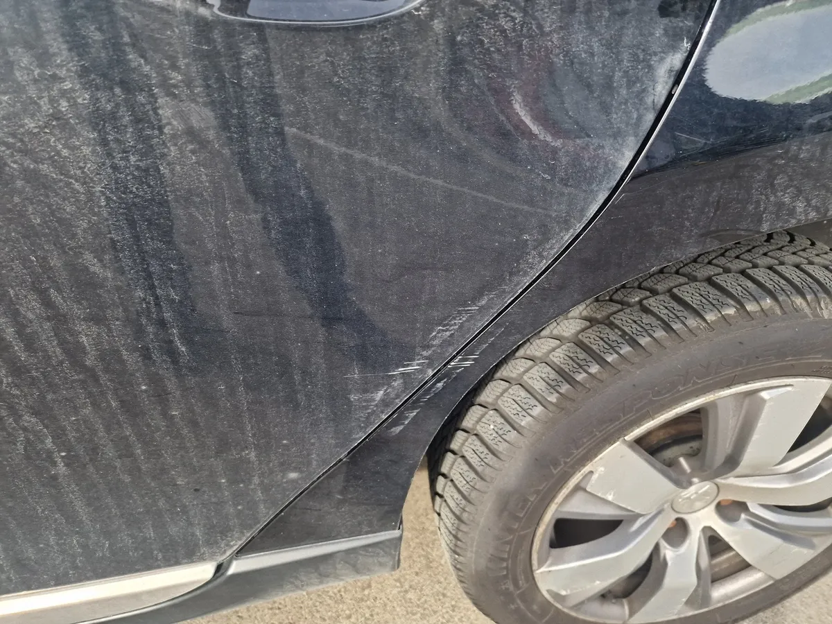 PEUGEOT 2008 1.6i — zdjęcie 9