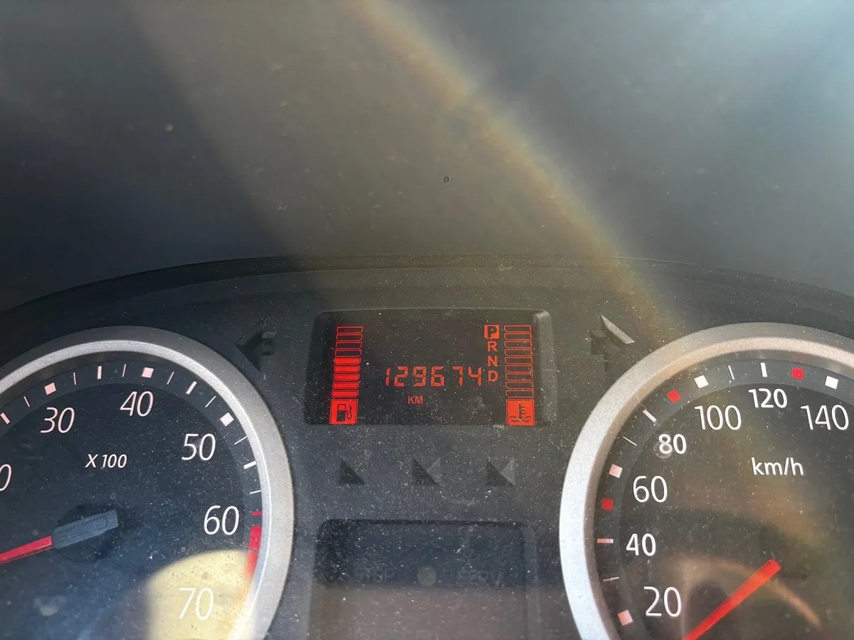 RENAULT Clio 1.6 16V — zdjęcie 14
