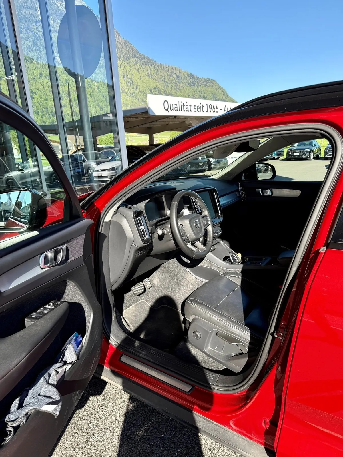 VOLVO XC40 T5 TE — zdjęcie 5