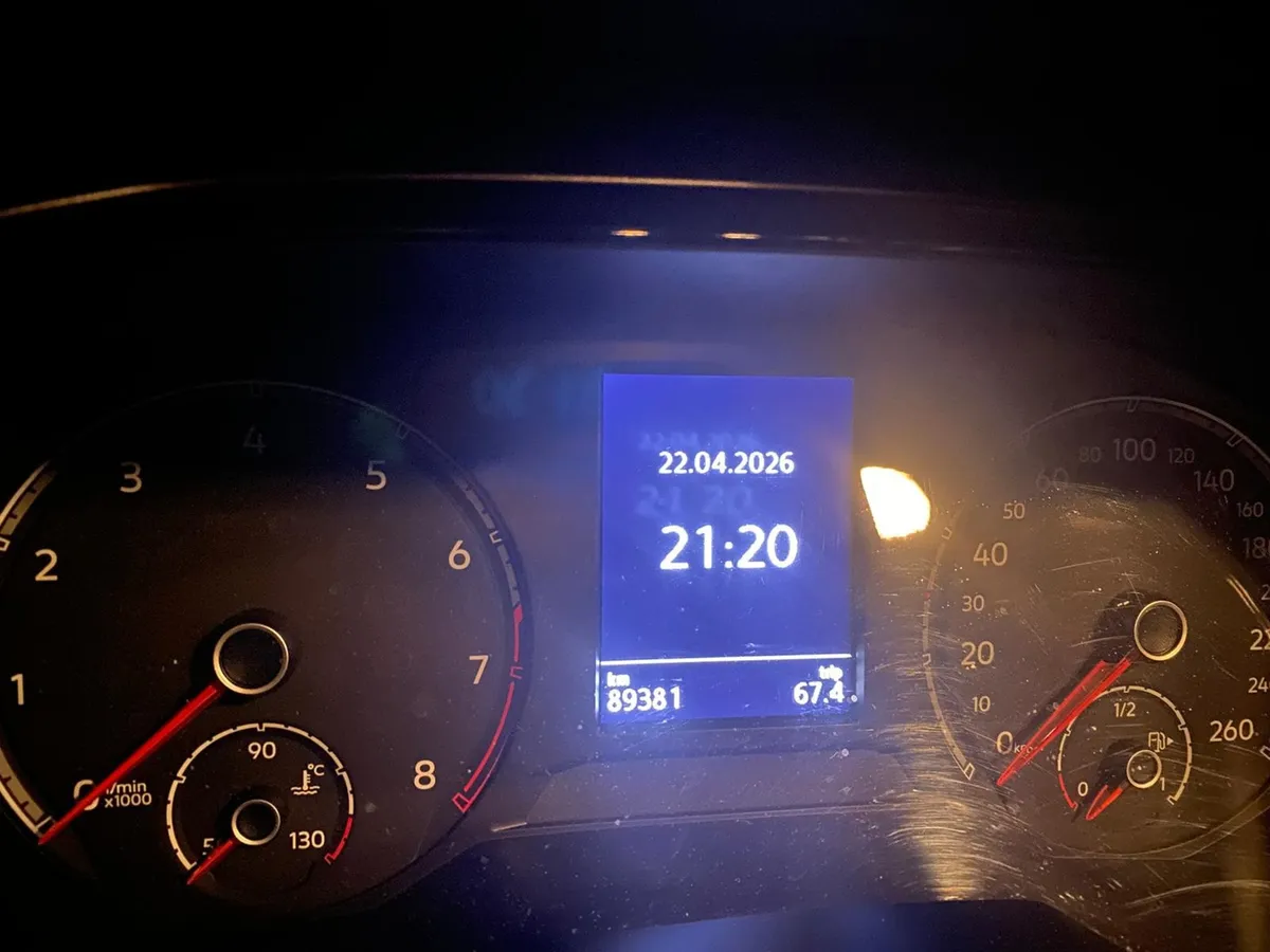 VW T-Roc 1.0 TSI — zdjęcie 13