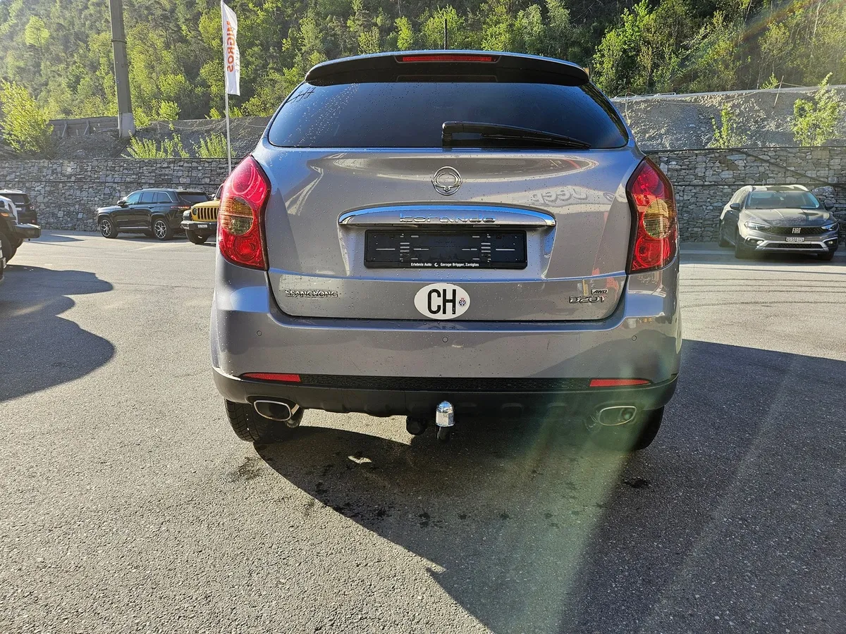 SSANGYONG Korando 2.0 XVT — zdjęcie 5