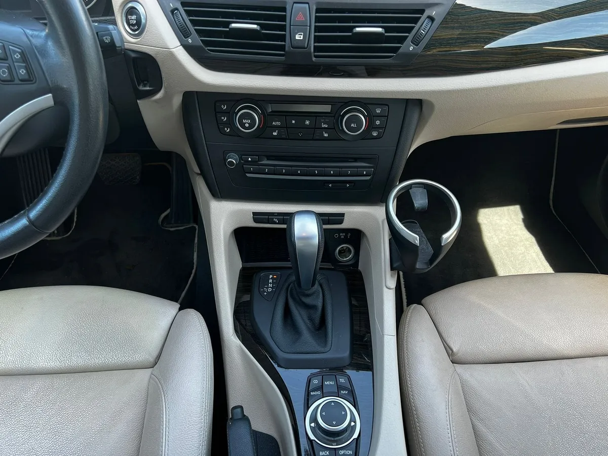 BMW X1 xDrive23d — zdjęcie 11