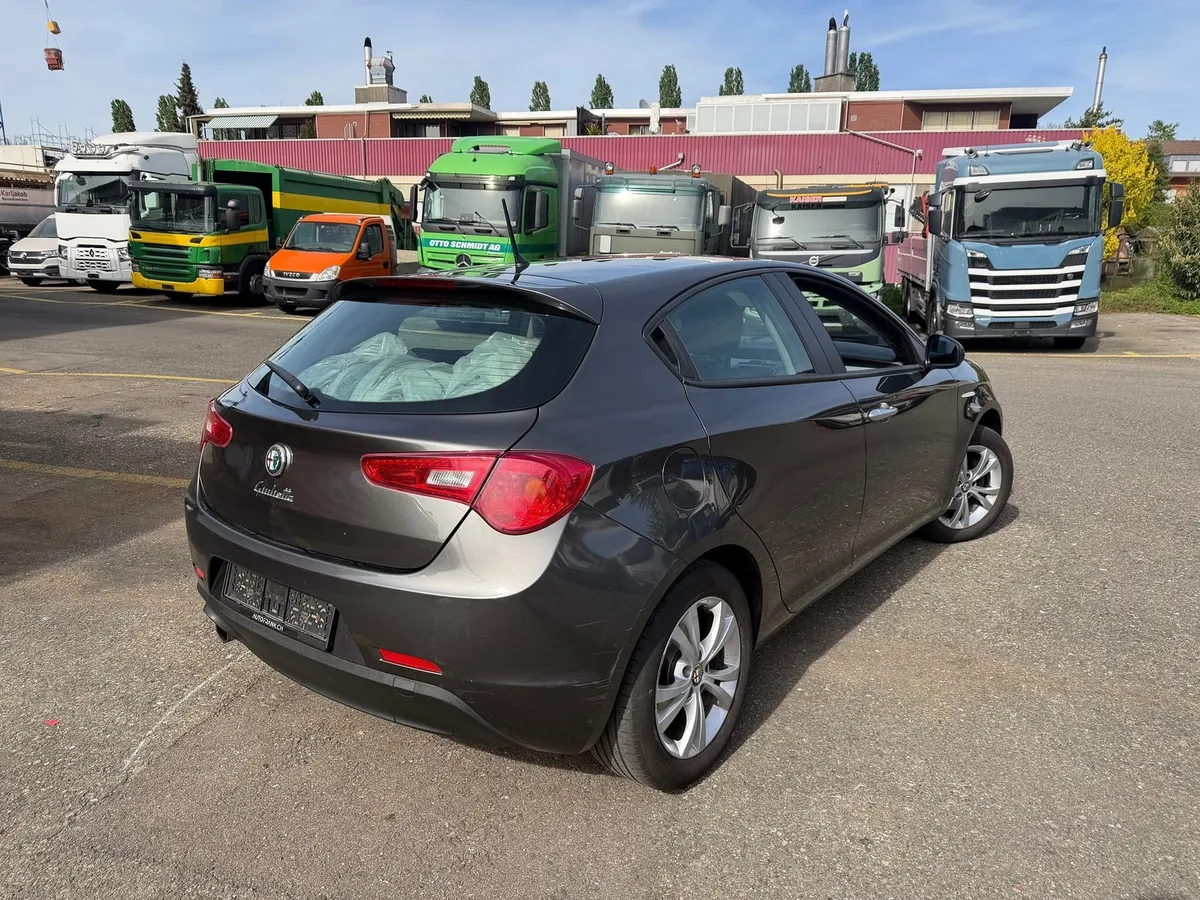 ALFA ROMEO Alfa-Romeo Giulietta 1.4TB — zdjęcie 8