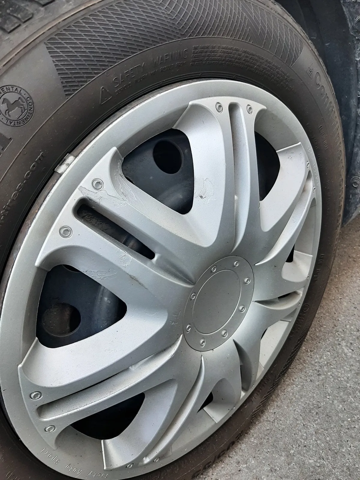 TOYOTA Auris 2.0 DPF — zdjęcie 12