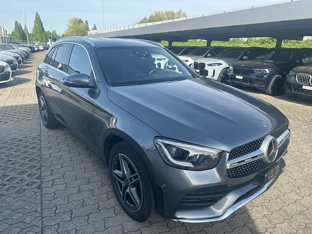 MERCEDES-BENZ GLC 200 — zdjęcie 2