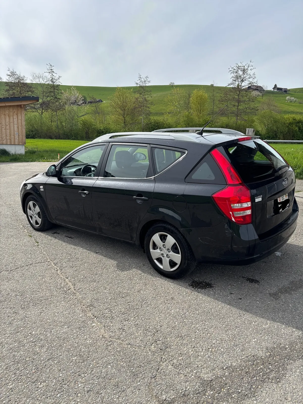 KIA cee'd 1.6 DPF SW — zdjęcie 3