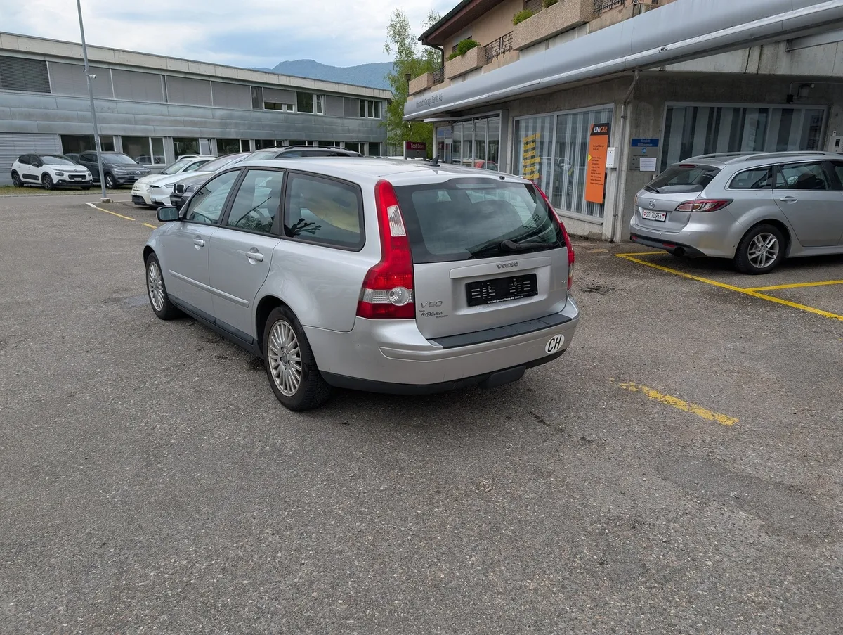 VOLVO V50 2.4 — zdjęcie 9