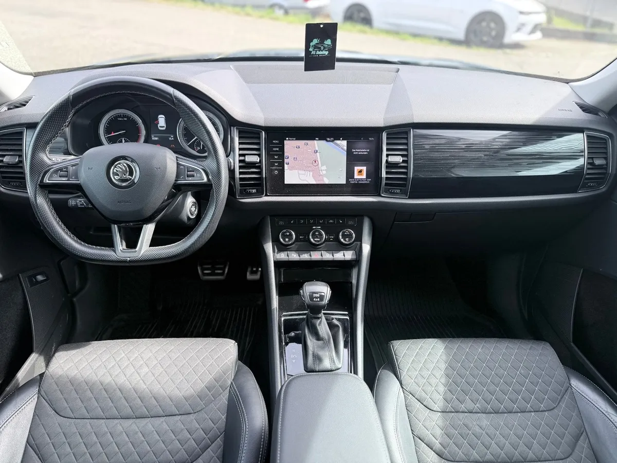 SKODA Kodiaq 2.0TSI 4x4 — zdjęcie 9