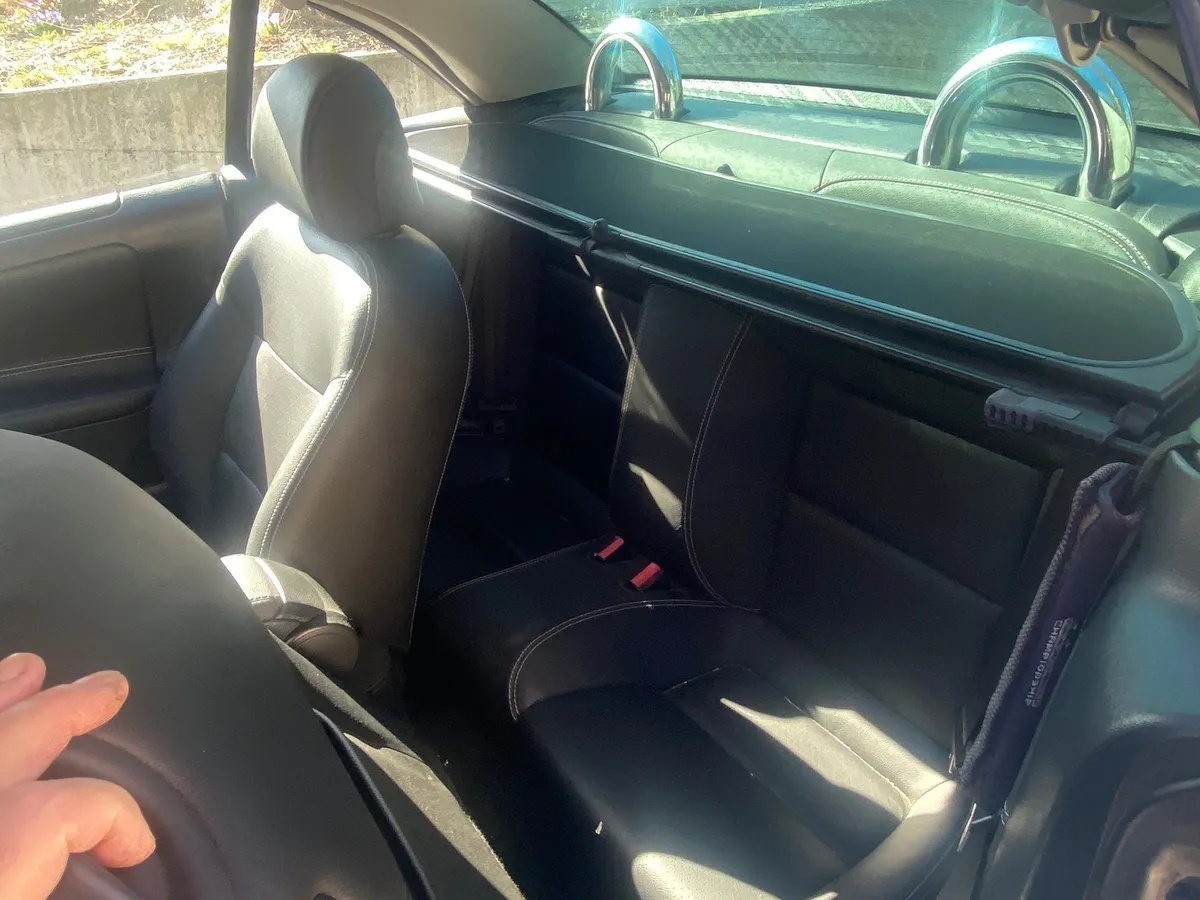 PEUGEOT 207 CC 1.6i Turbo — zdjęcie 10