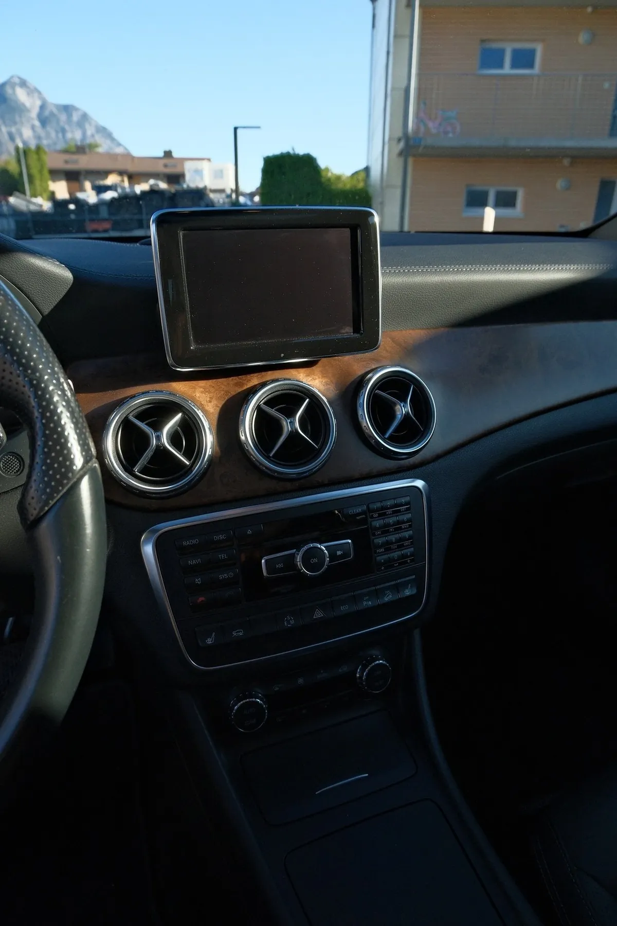 MERCEDES-BENZ GLA220CDI 4m — zdjęcie 12
