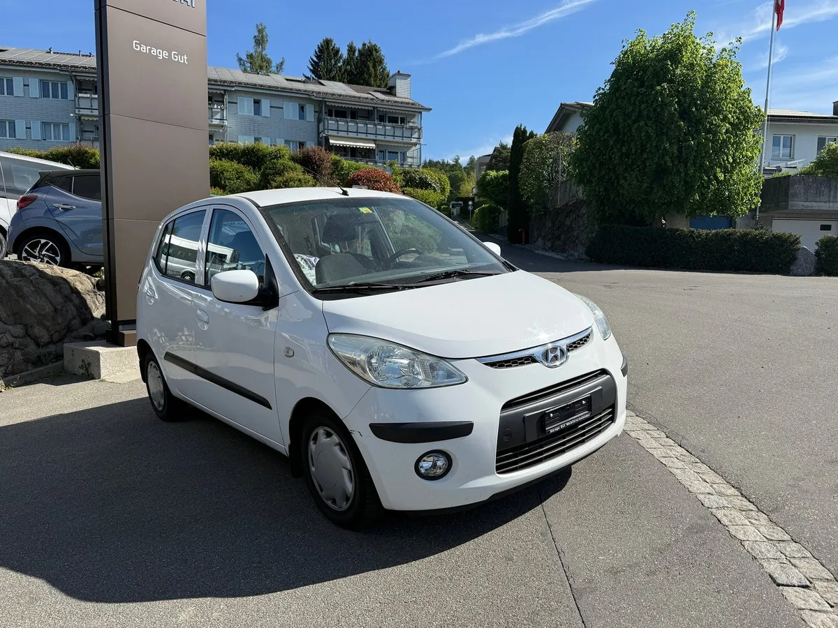 HYUNDAI i10 1.1