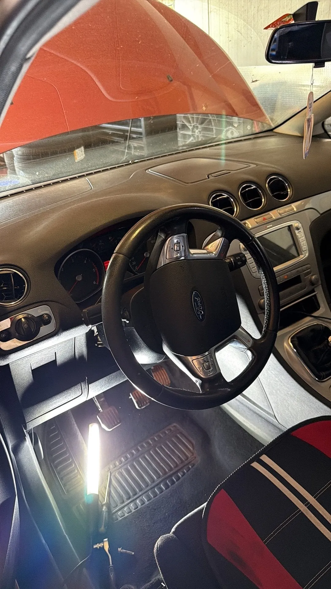 SSANGYONG Rodius SV200 XVT 7 Plätzer — zdjęcie 11