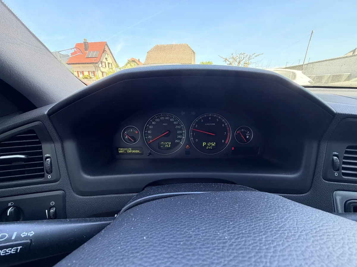 VOLVO S60 2.5T — zdjęcie 11