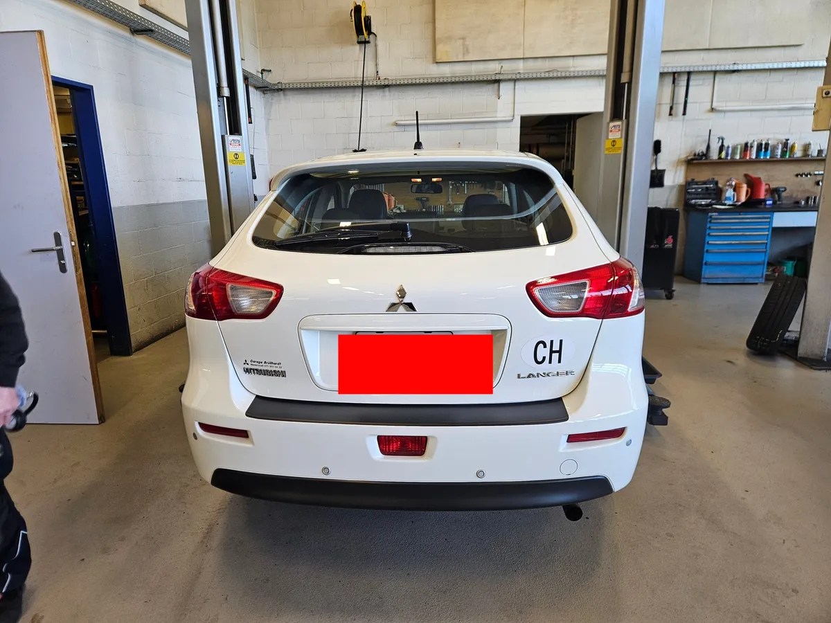 MITSUBISHI Lancer SB 1.8 — zdjęcie 7