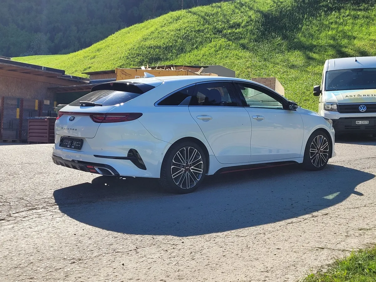 KIA ProCeed GT 1.6 — zdjęcie 5