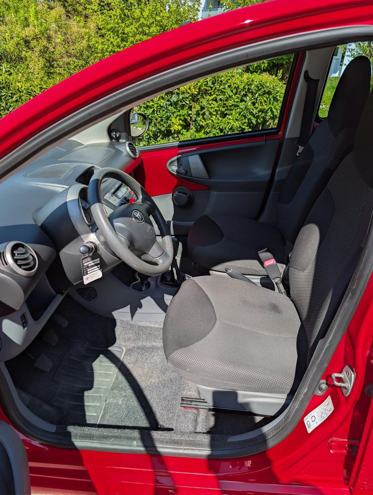 TOYOTA AYGO 1.0 — zdjęcie 10
