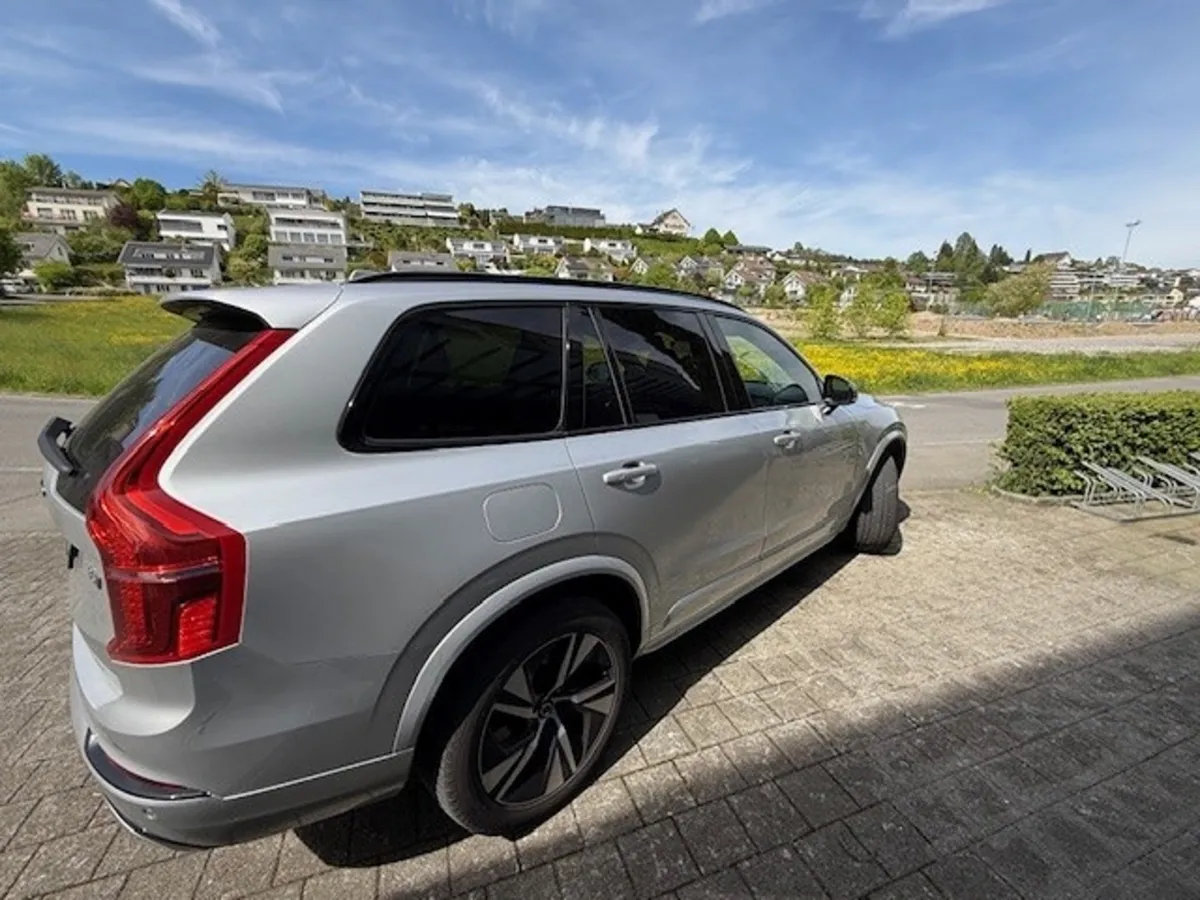 VOLVO XC90 B5 AWD — zdjęcie 3