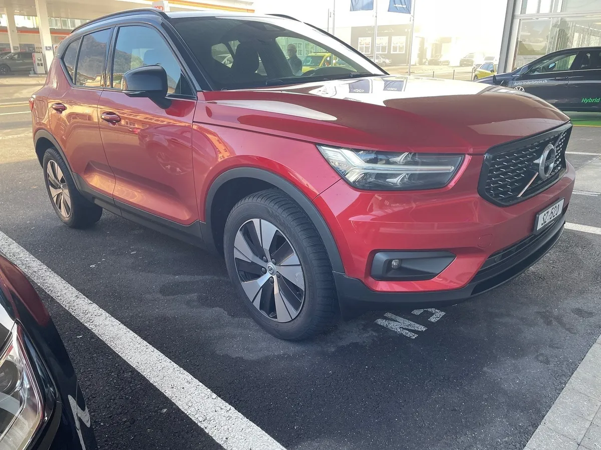 VOLVO XC40 T5 TE — zdjęcie 7