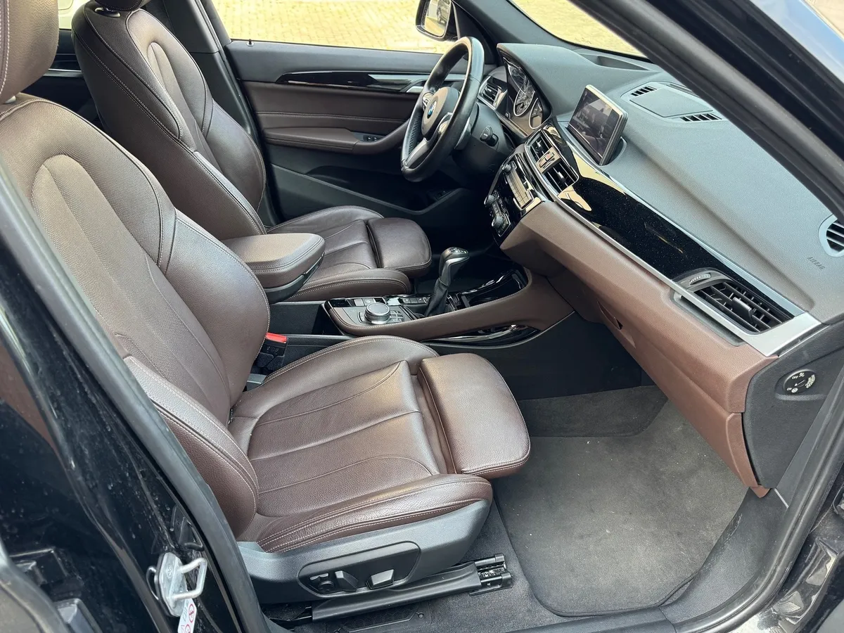 BMW X1 xDrive20i — zdjęcie 6