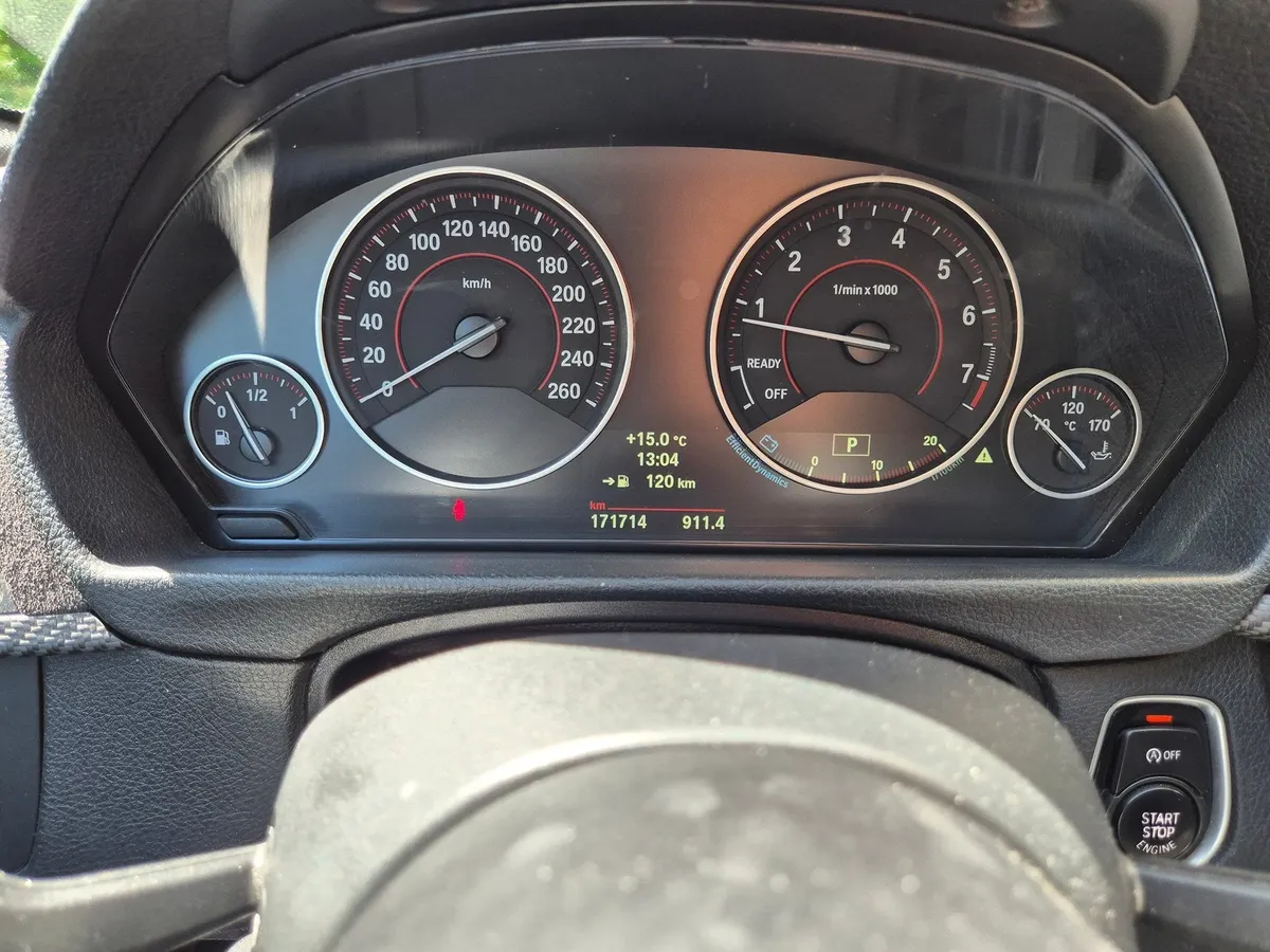 BMW 335i xDrive — zdjęcie 11