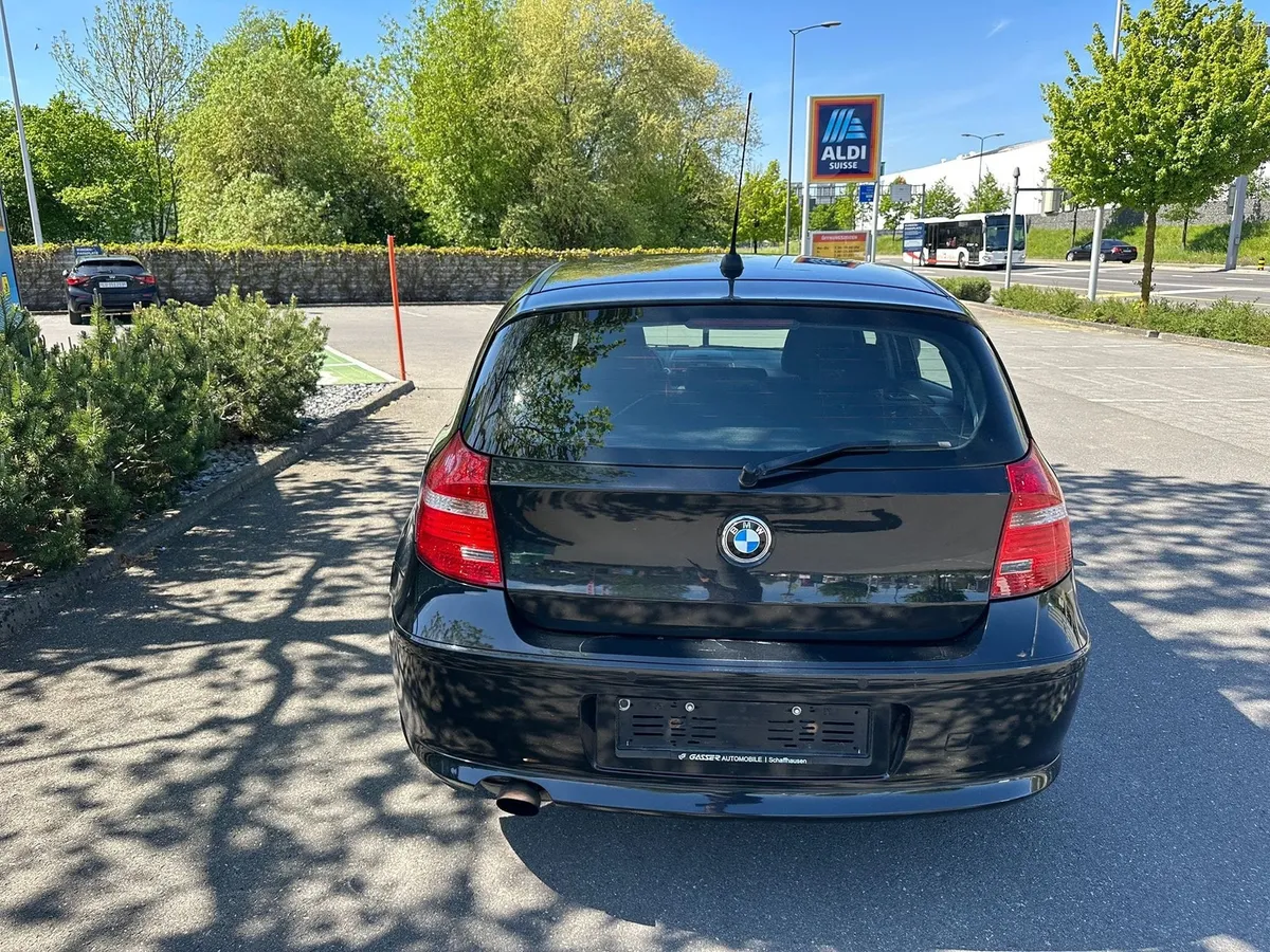 BMW 118i — zdjęcie 6