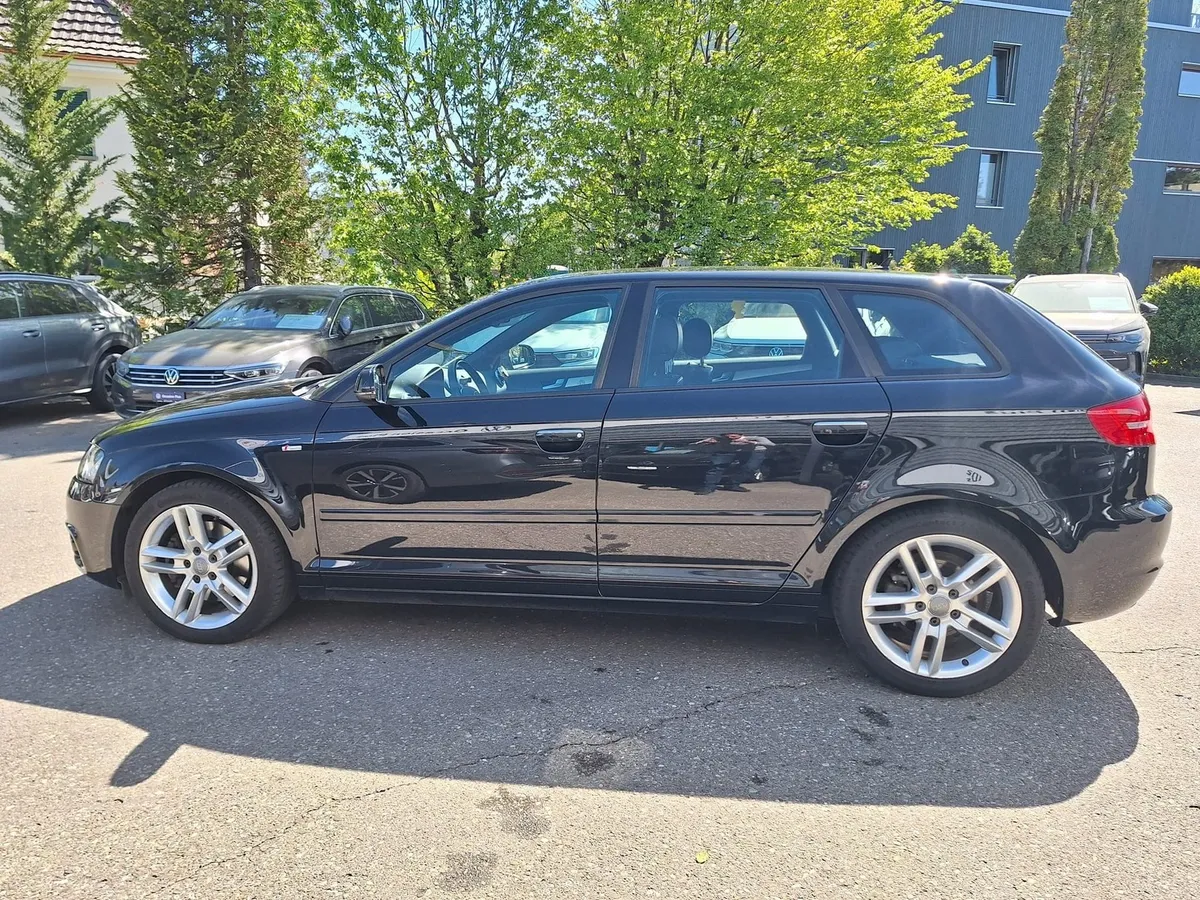 AUDI A3 2.0TFSI 5T — zdjęcie 8