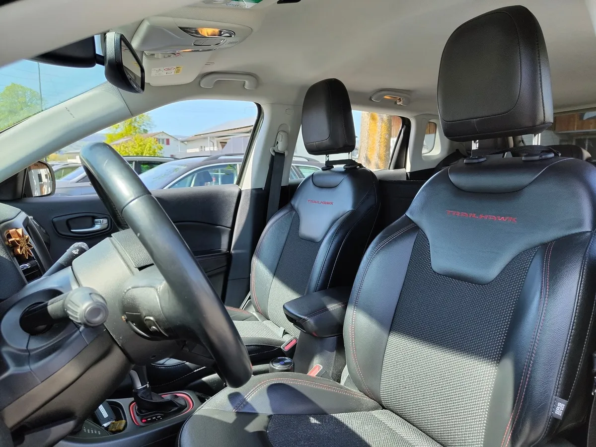 JEEP Compass 2.0 CRD — zdjęcie 8