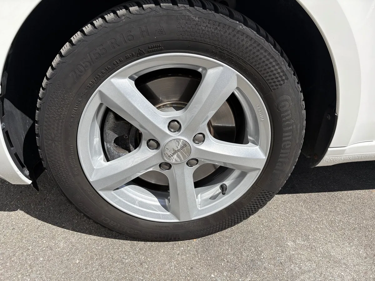SKODA Octavia2.0TDI 4x4 — zdjęcie 12